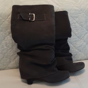 Naughty Monkey boots grey 6.5 Gorgeous